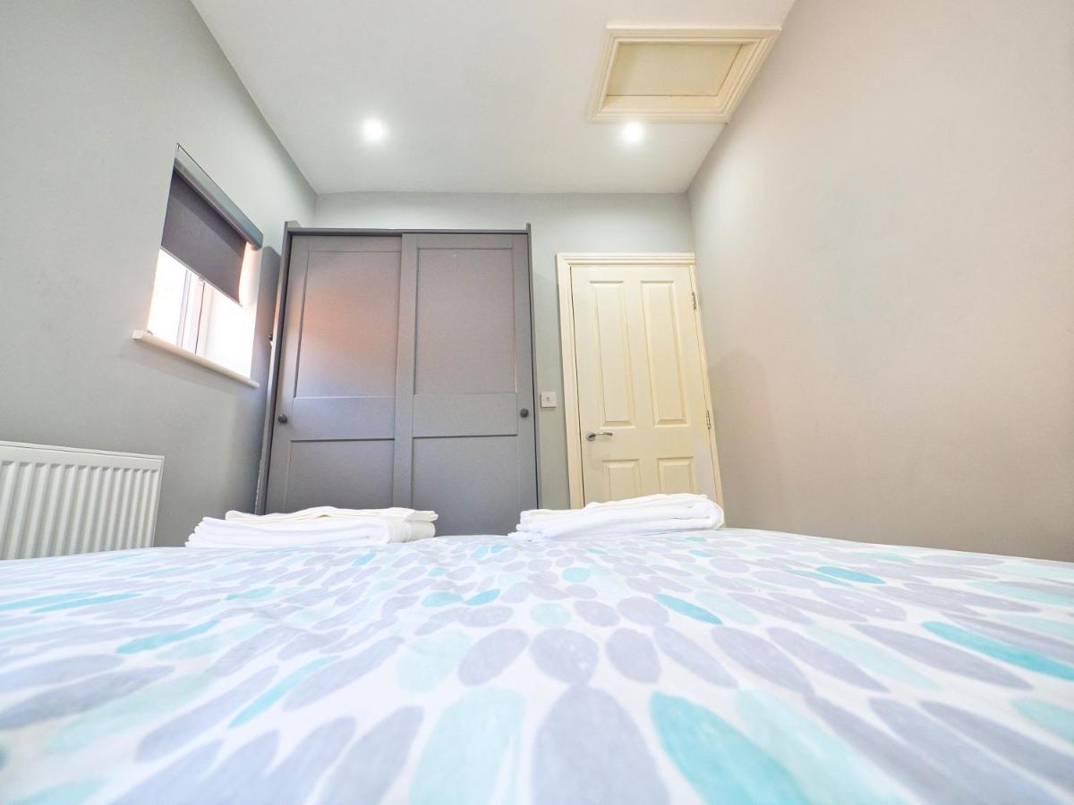 Stunning Property Fully Refurbished Бирмингем Экстерьер фото