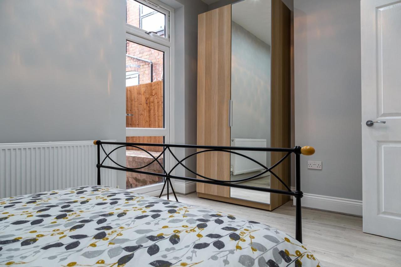 Stunning Property Fully Refurbished Бирмингем Экстерьер фото