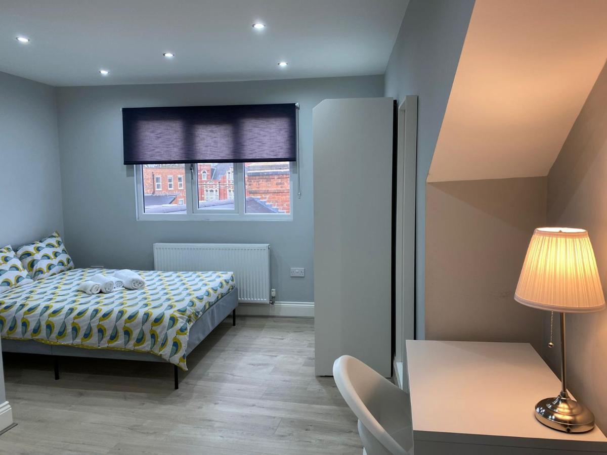 Stunning Property Fully Refurbished Бирмингем Экстерьер фото